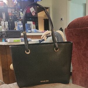 Michael Kors Walsh Black Leather Laptop Tote